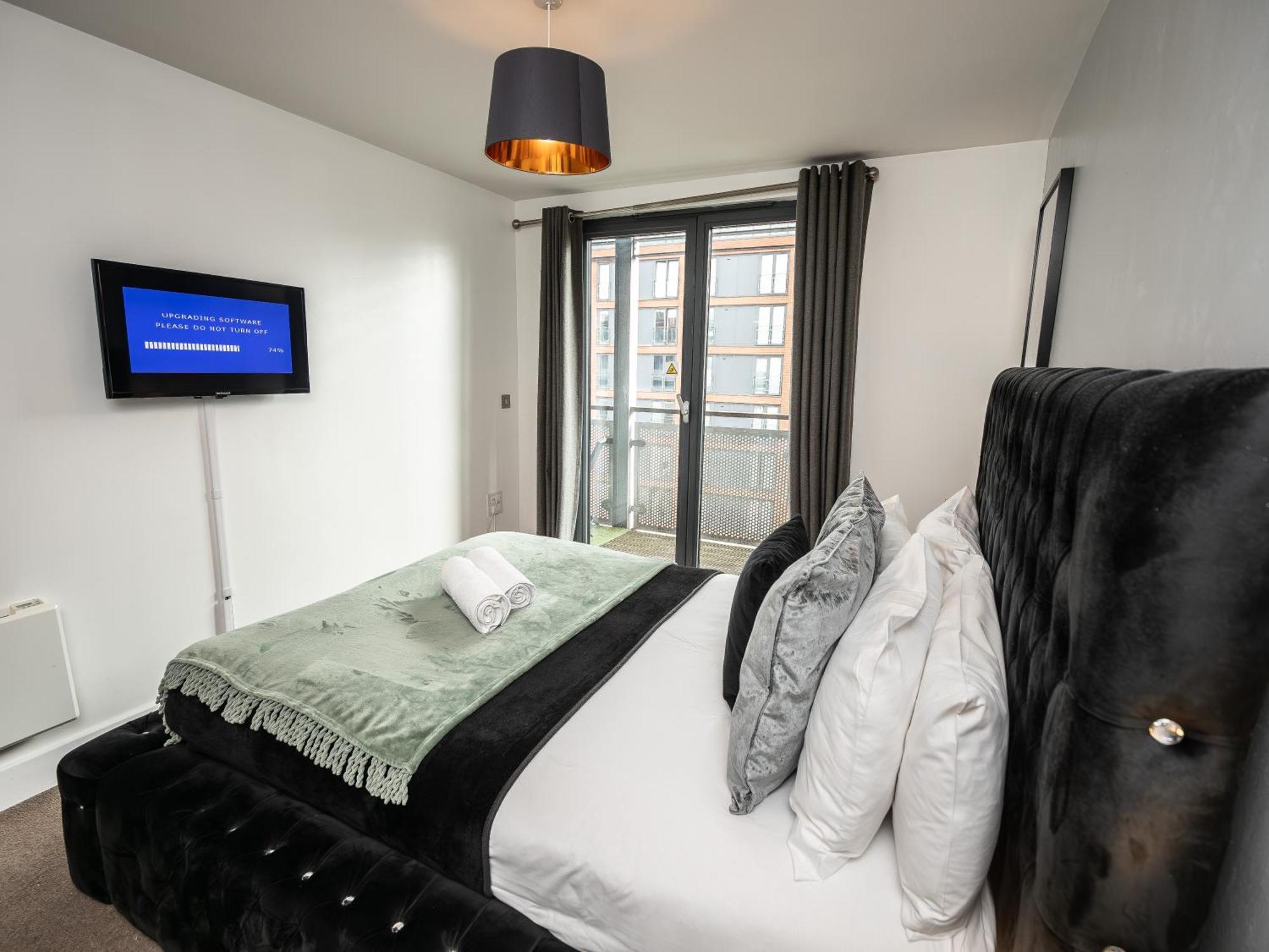 Amazing New Arcadian Centre - 1Bdr - Balcony & Parking Apartment Birmingham Bagian luar foto